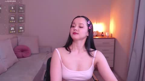 L I A online show from March 14, 2:29 pm