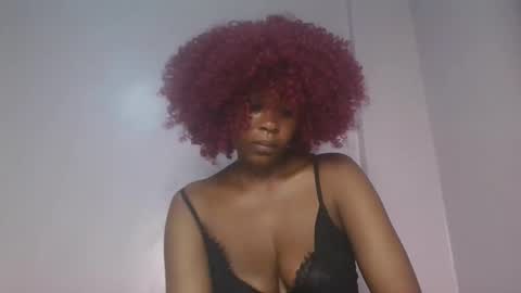 lia online show from January 5, 9:18 pm