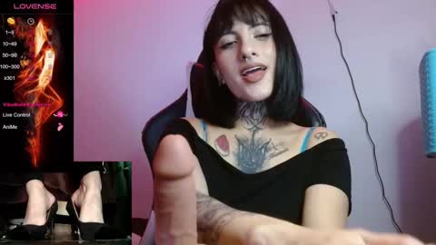 lia spicy   ig online show from March 11, 2:40 pm