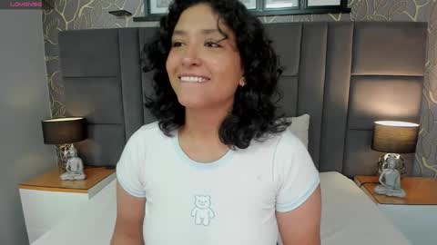   online show from February 3, 11:48 am