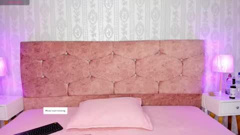 Snapshot of liaa_18 chatting on September 21, 2:32 am Liaa online show from September 21, 2:32 am