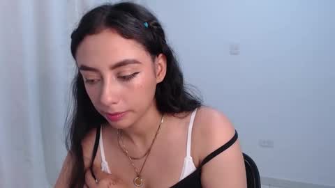   lia  online show from May 19, 2:29 am