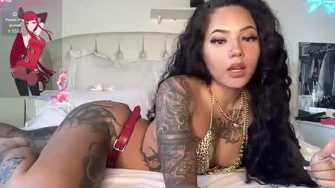 val and tina online show from July 9, 5:04 pm