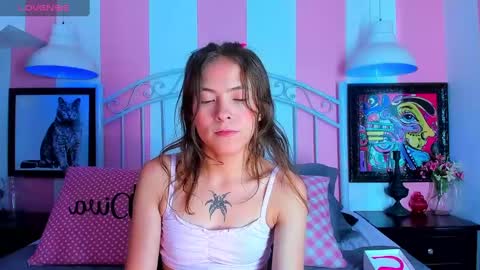 Snapshot of liah_grey8 chatting on December 14, 9:56 pm ---Liah--- online show from December 14, 9:56 pm