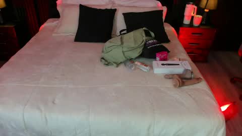 Liah Fontaine online show from April 15, 11:33 am