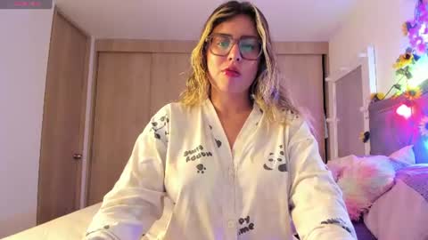 Lia  online show from July 26, 3:03 am