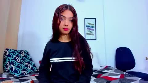 Snapshot of liakiity chatting on October 14, 1:57 pm Lia Kitty online show from October 14, 1:57 pm