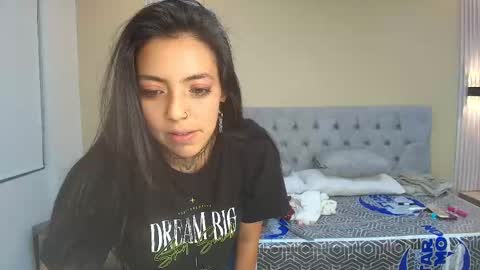 L I A M O N R O E online show from September 13, 12:13 pm