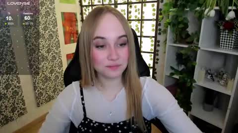 Liana online show from March 10, 1:56 am