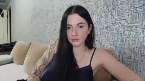 liana_diva online show from February 2, 4:17 pm