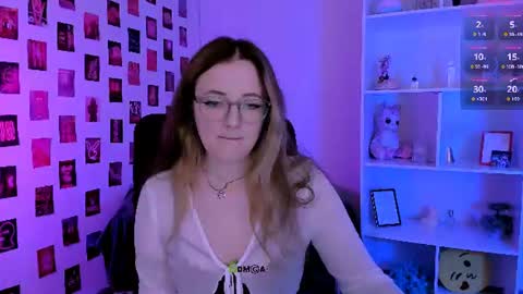 Little Liana  online show from July 25, 7:10 pm