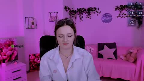 Little Liana  online show from July 23, 2:09 am