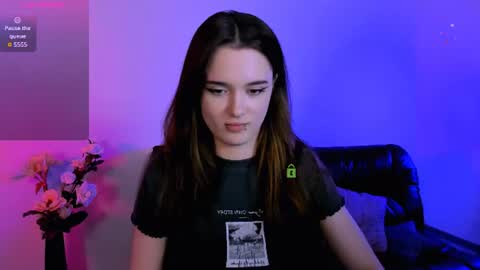 Little Liana  online show from June 12, 3:03 am