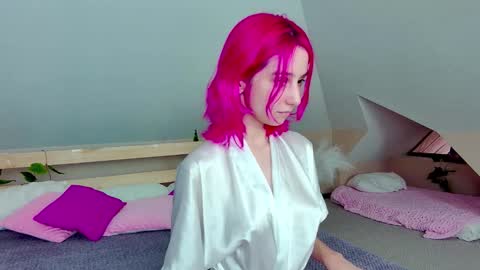 Lian online show from December 20, 6:39 am