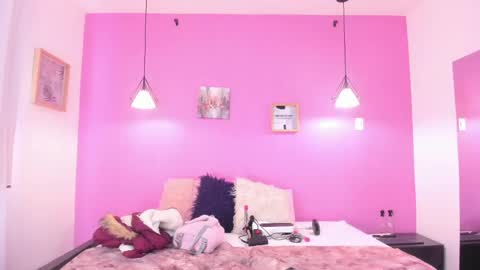 liapinket online show from April 13, 12:28 pm