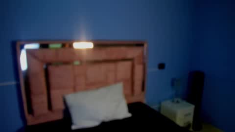 Snapshot of licky_lov chatting on October 8, 3:22 am licky_lov online show from October 8, 3:22 am