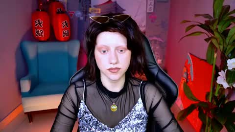 Hey My name is Lida online show from May 25, 9:19 am