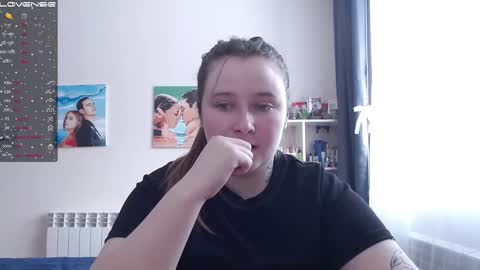 light_lunaa online show from February 27, 3:58 am