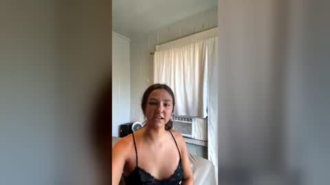 liifeaslauren online show from July 15, 2:05 am