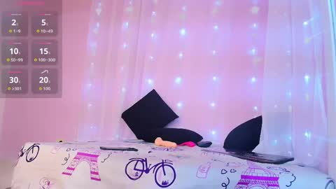 Lily online show from May 31, 2:12 pm