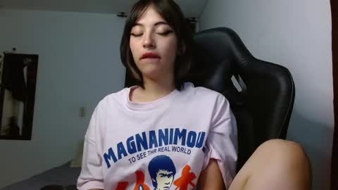 lisa online show from December 18, 6:53 am