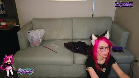 LikeMyAshe online show from March 29, 6:18 pm