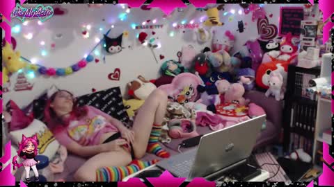 LikeMyAshe online show from January 20, 6:10 am