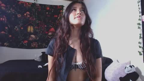 Snapshot of lil_angel7 chatting on October 14, 7:16 pm lil angel7 online show from October 14, 7:16 pm
