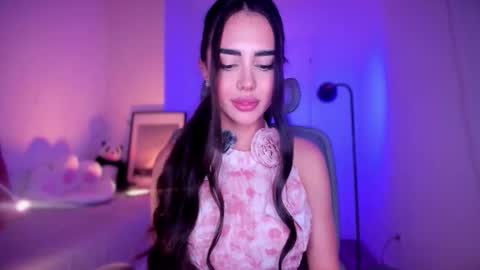 Gabriela online show from November 5, 7:30 pm