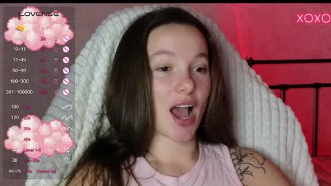 little moon online show from December 11, 5:47 pm