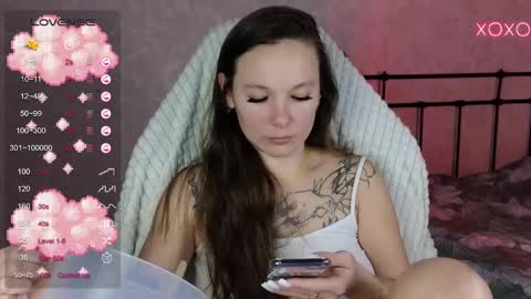 little moon online show from February 26, 1:32 pm