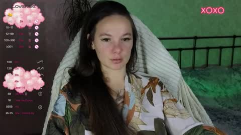 little moon online show from November 12, 8:40 pm