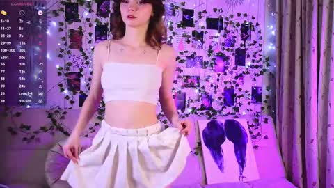 Snapshot of lil_raysss chatting on February 28, 4:43 am Ray online show from February 28, 4:43 am