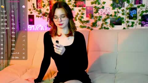 Snapshot of lil_raysss chatting on February 11, 4:44 am Ray online show from February 11, 4:44 am