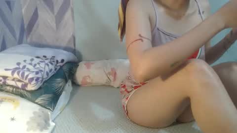 lil_sweetgirl4u online show from November 17, 4:19 pm