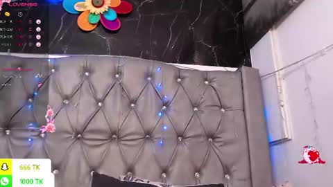   online show from June 24, 4:39 pm