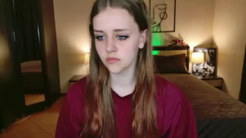 LilaSparkling online show from May 22, 5:16 am