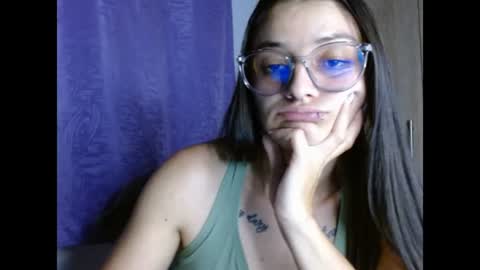 Valeri Villalobos  IG villa lobosvaleri online show from July 3, 1:22 am