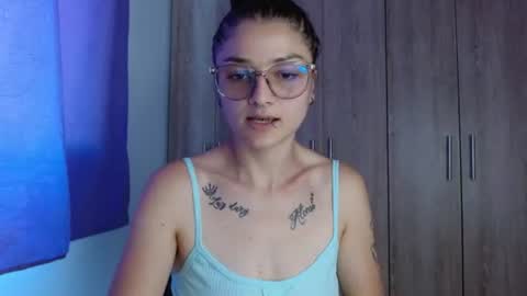 Valeri Villalobos  IG villa lobosvaleri online show from July 5, 3:40 pm