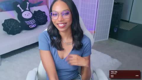 evie online show from April 28, 1:58 am