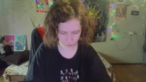 Lil online show from March 30, 6:35 am