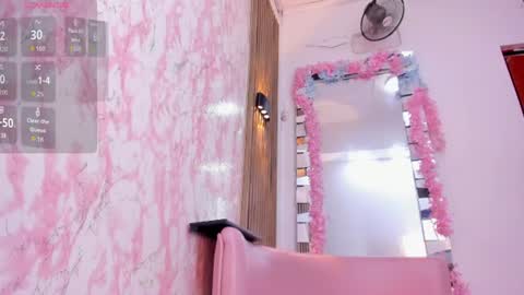 lili cam  online show from July 28, 2:13 pm