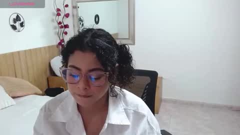 lili_nord online show from May 31, 12:11 pm