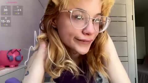 Lili online show from July 21, 11:00 am
