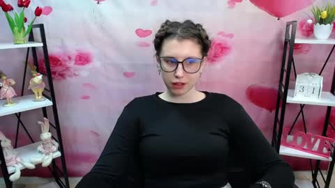 lilianashine online show from May 31, 5:24 am