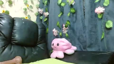 yesica online show from January 19, 3:41 pm