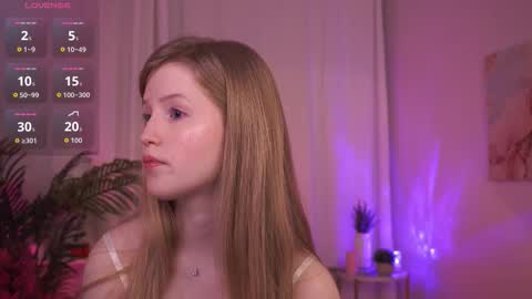 Lilian online show from December 14, 12:33 pm