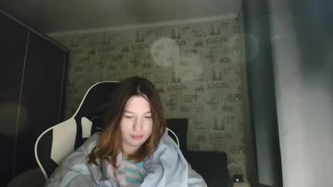 liliawoolf online show from January 14, 4:28 am