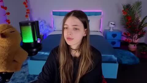 Lili Bakery online show from November 8, 4:17 am