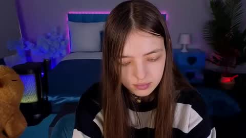 Lili Bakery online show from November 15, 2:56 am